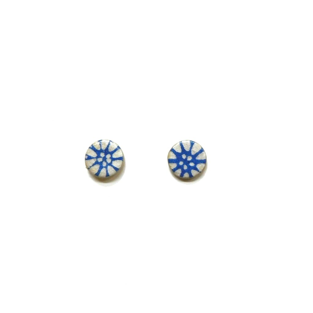 Boucles d'oreille en carton - Puces d'oreille - Fleurs Bleu-Porcelaine - Argent 925
