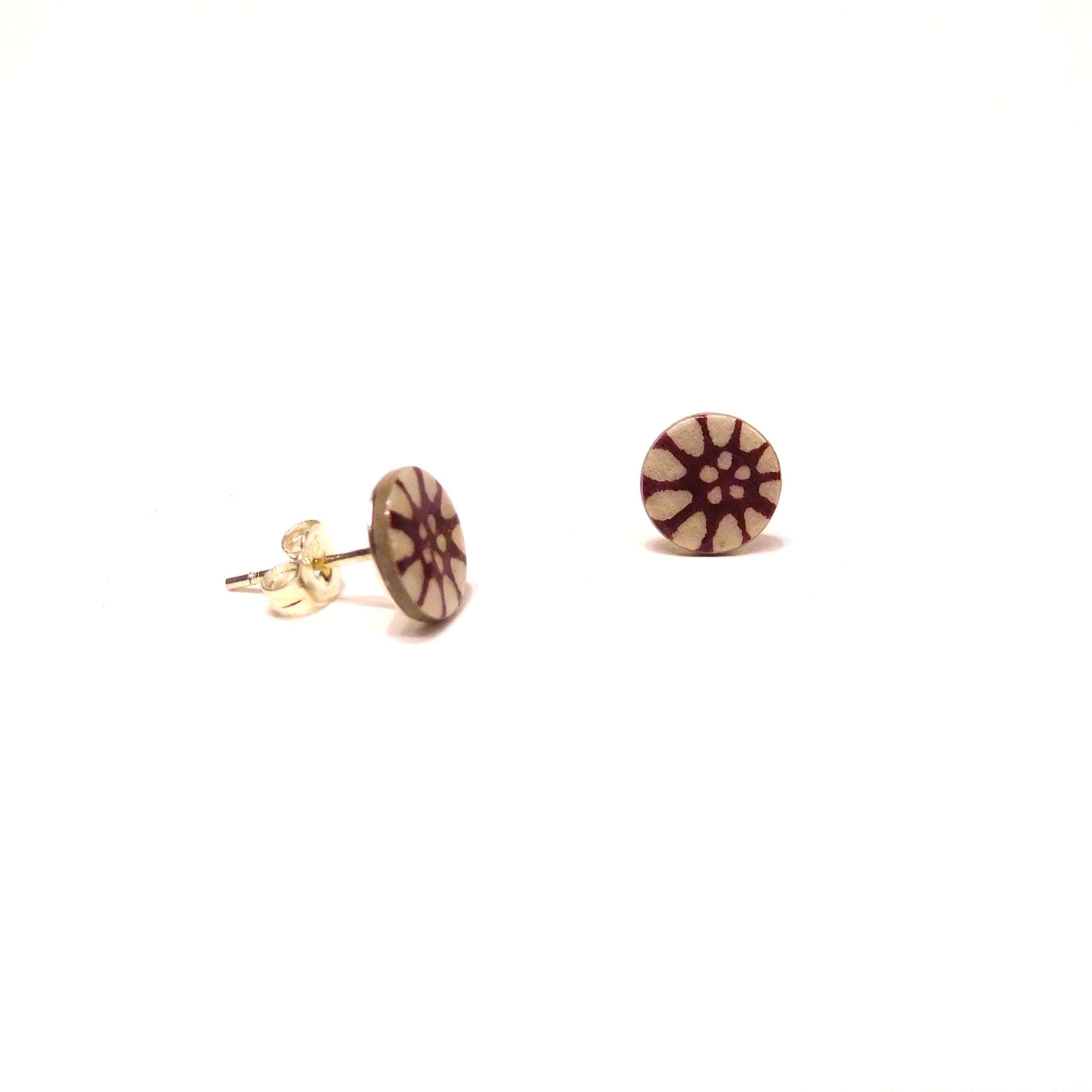 Boucles d'oreille en carton - Puces d'oreille - Fleurs Bordeaux - Argent 925 – Image 2