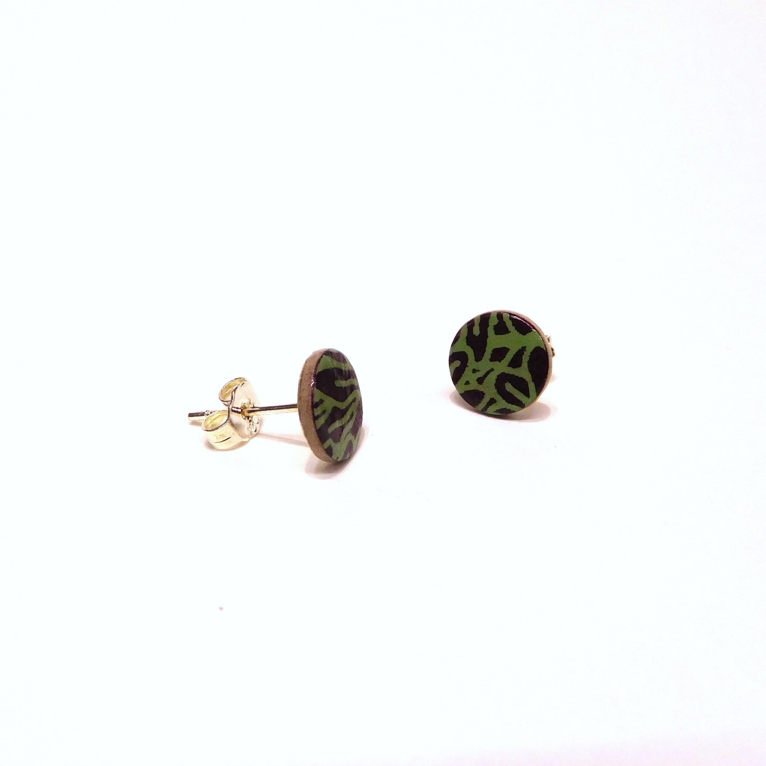 Boucles d'oreille en carton - Puces d'oreille - Bordeaux-Vert Feuilles - Argent 925 – Image 2