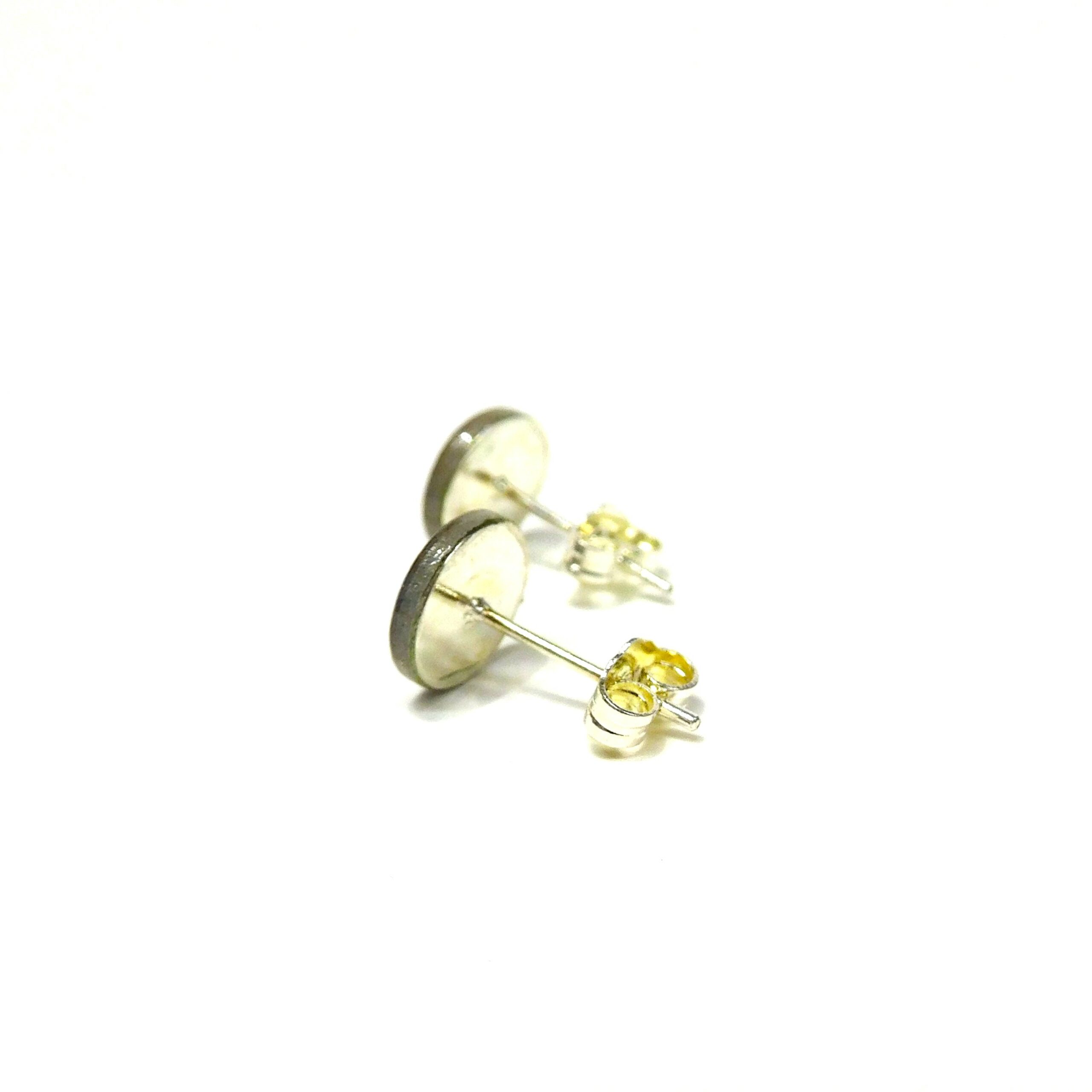 Boucles d'oreille en carton - Puces d'oreille - Or - Argent 925 – Image 3
