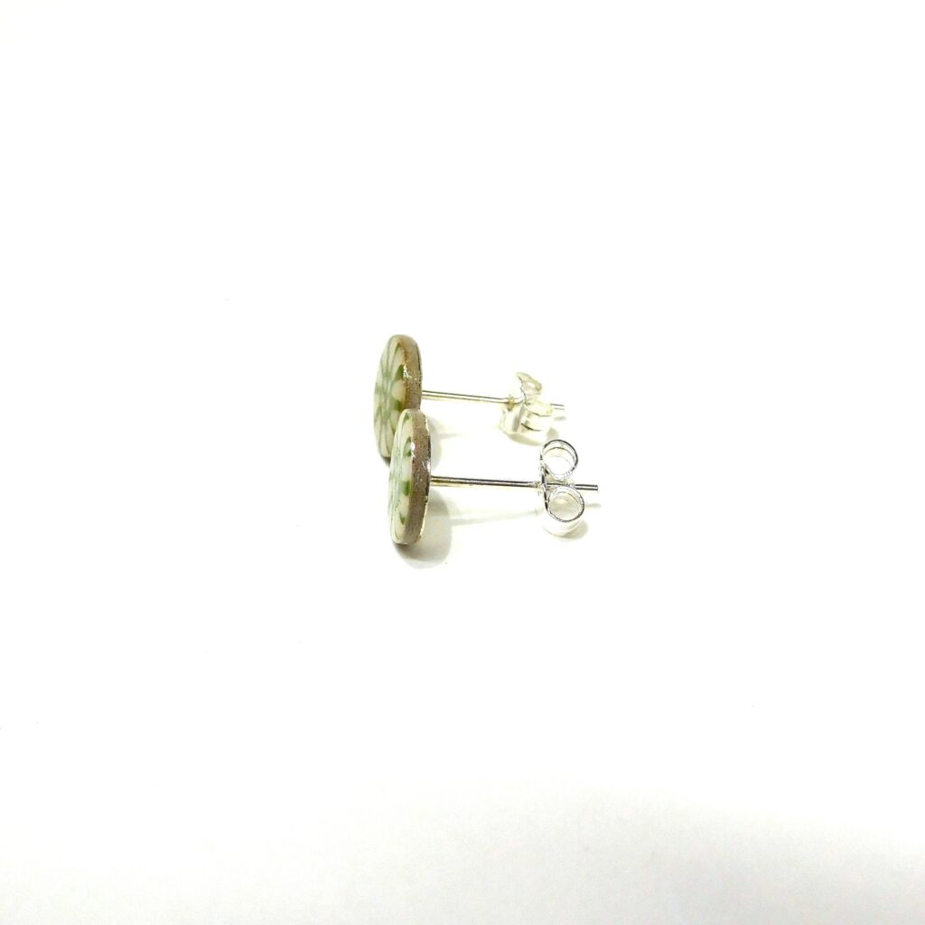 Boucles d'oreille en carton - Puces d'oreille - Fleurs vertes - Argent 925