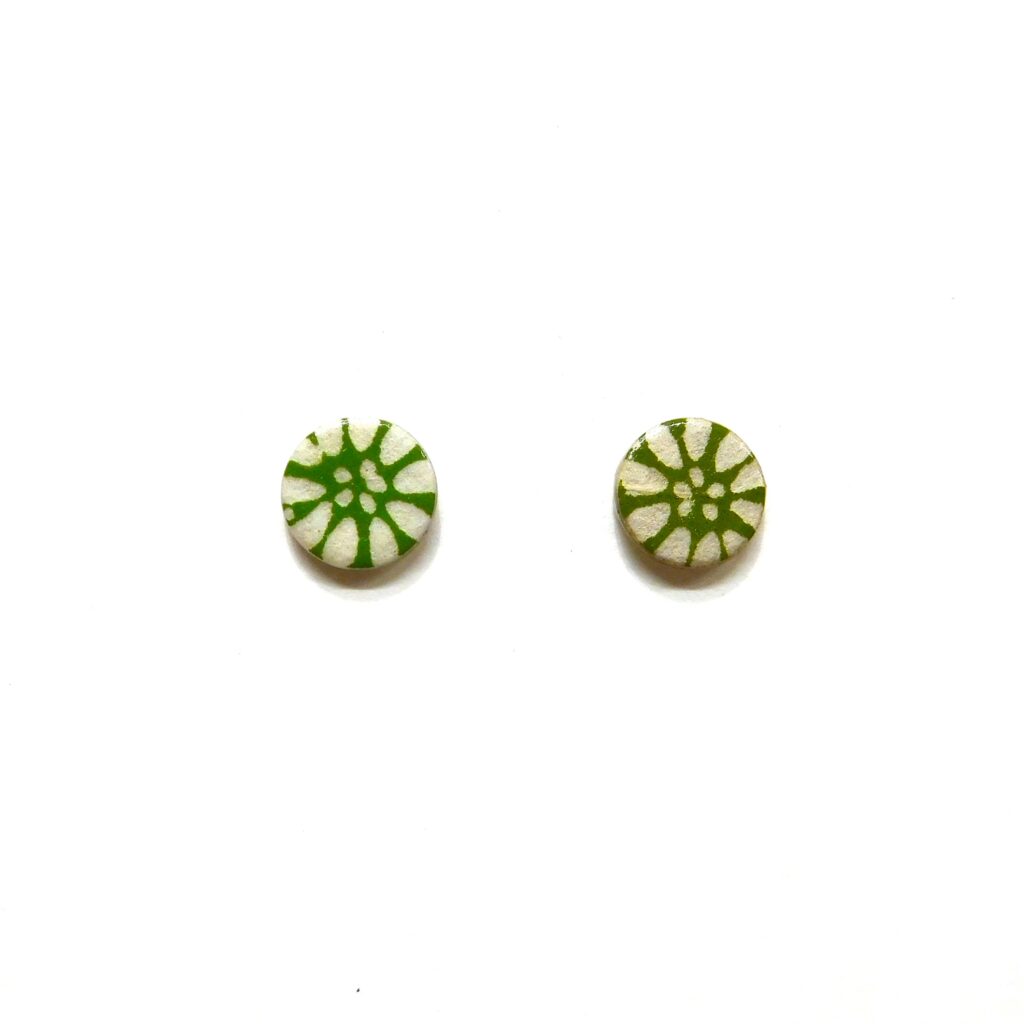 Boucles d'oreille en carton - Puces d'oreille - Fleurs vertes - Argent 925