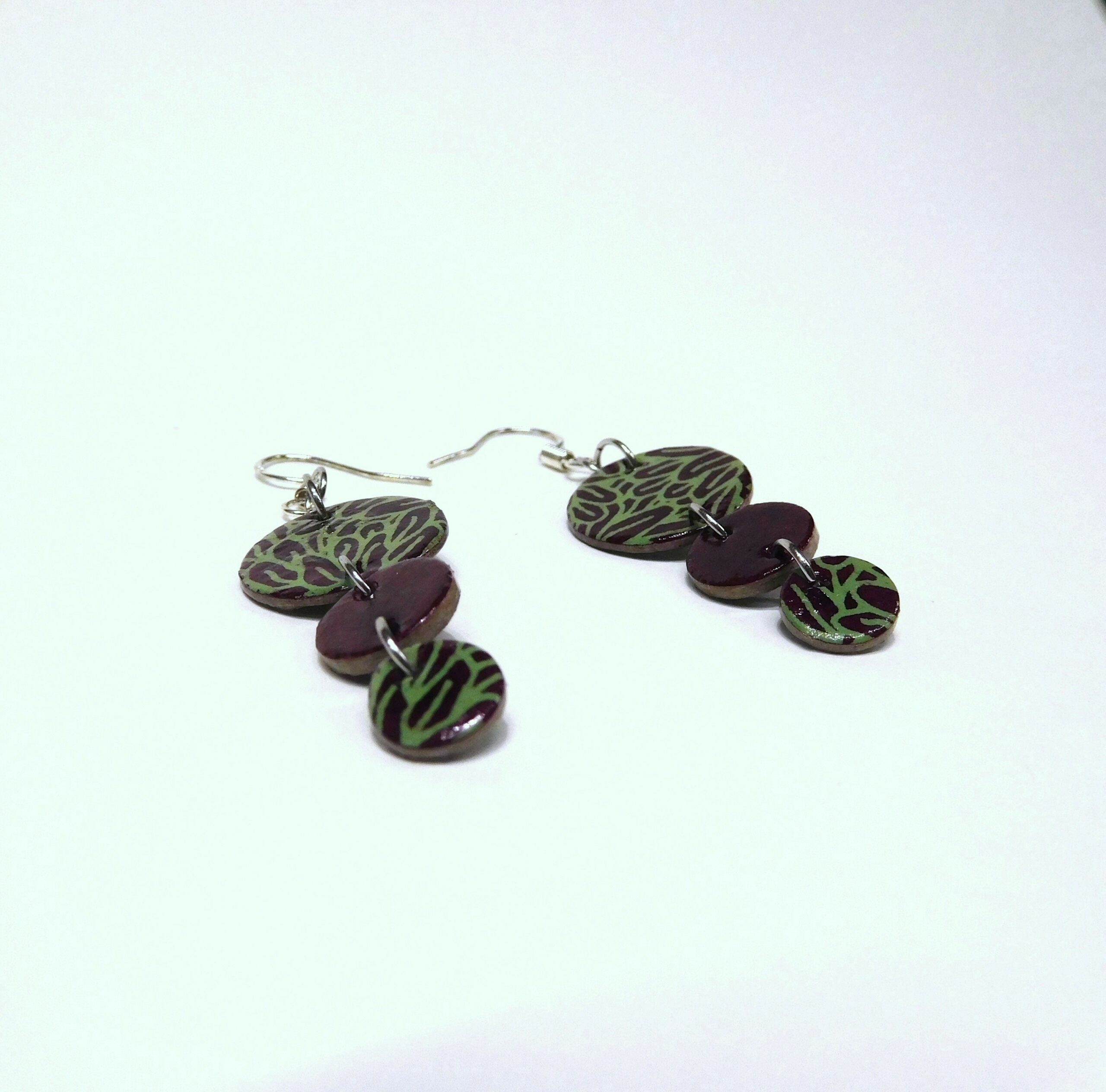 Boucles d'oreille en carton - Grappe - Bordeaux et Vert Feuilles - Argent 925 – Image 3