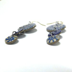 Boucles d'oreille en carton - Grappe - Fleurs Bleu-Porcelaine - Argent 925 – Image 5
