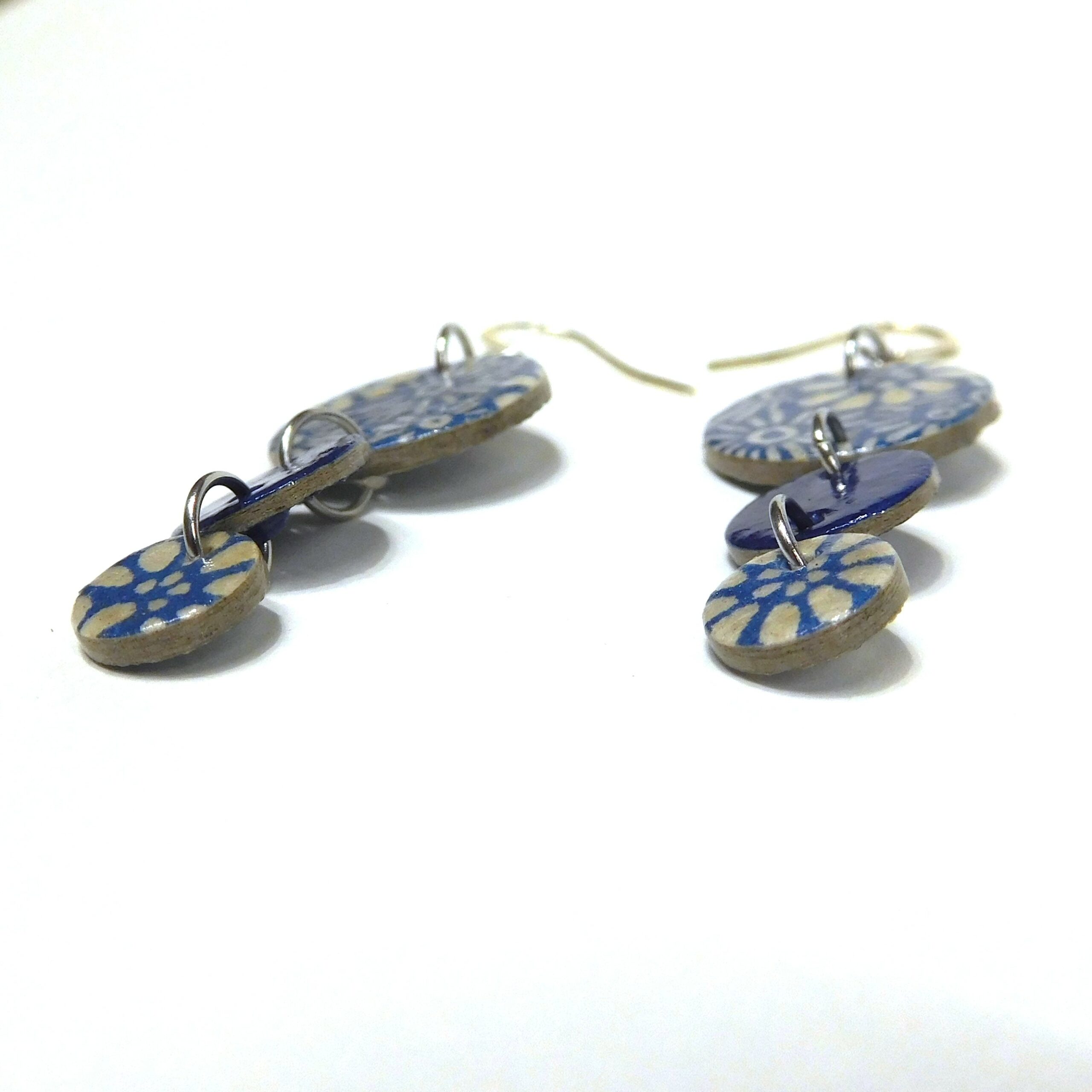 Boucles d'oreille en carton - Grappe - Fleurs Bleu-Porcelaine - Argent 925 – Image 5