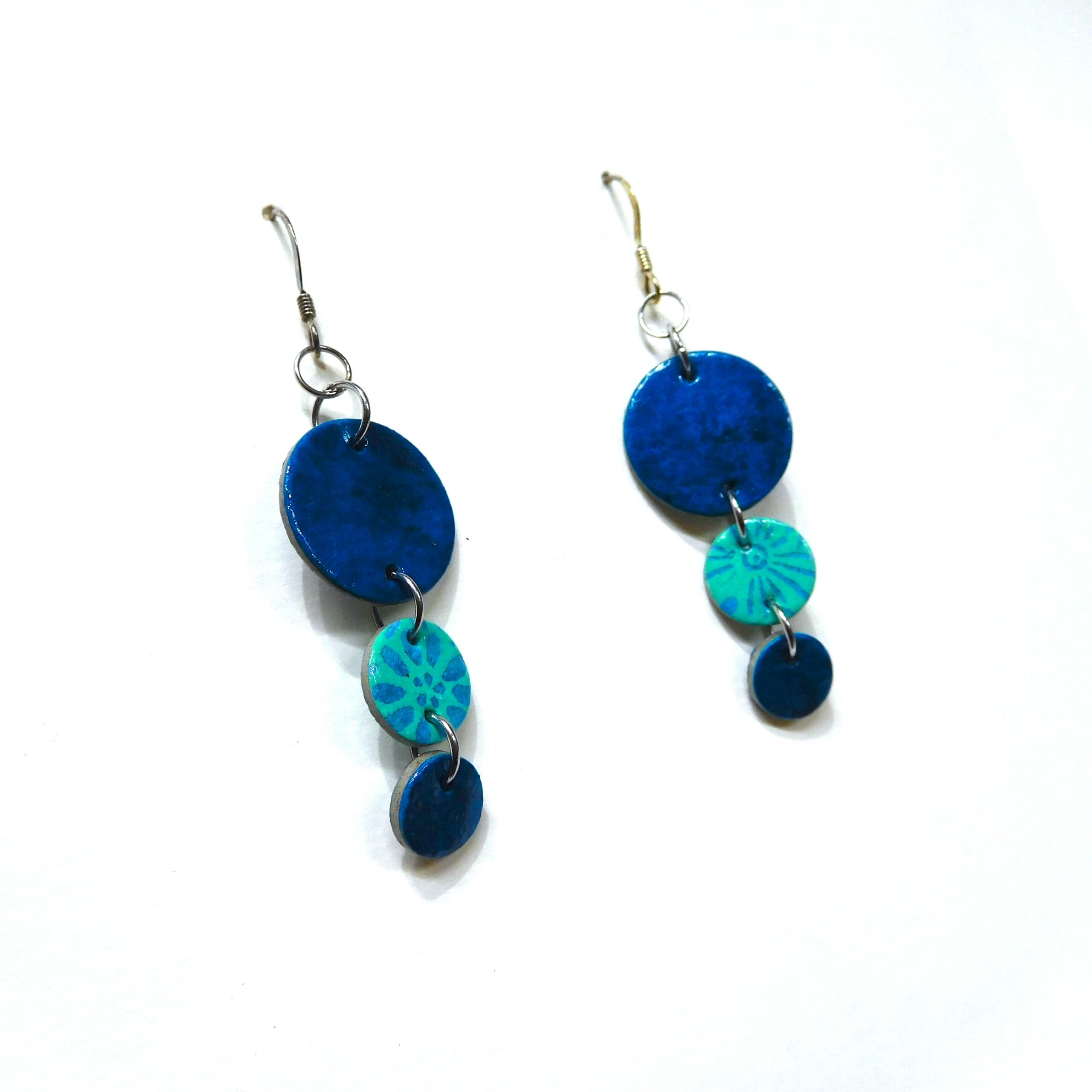 Boucles d'oreille en carton - Grappe - Fleurs Bleu-Turquoise - Argent 925 – Image 2