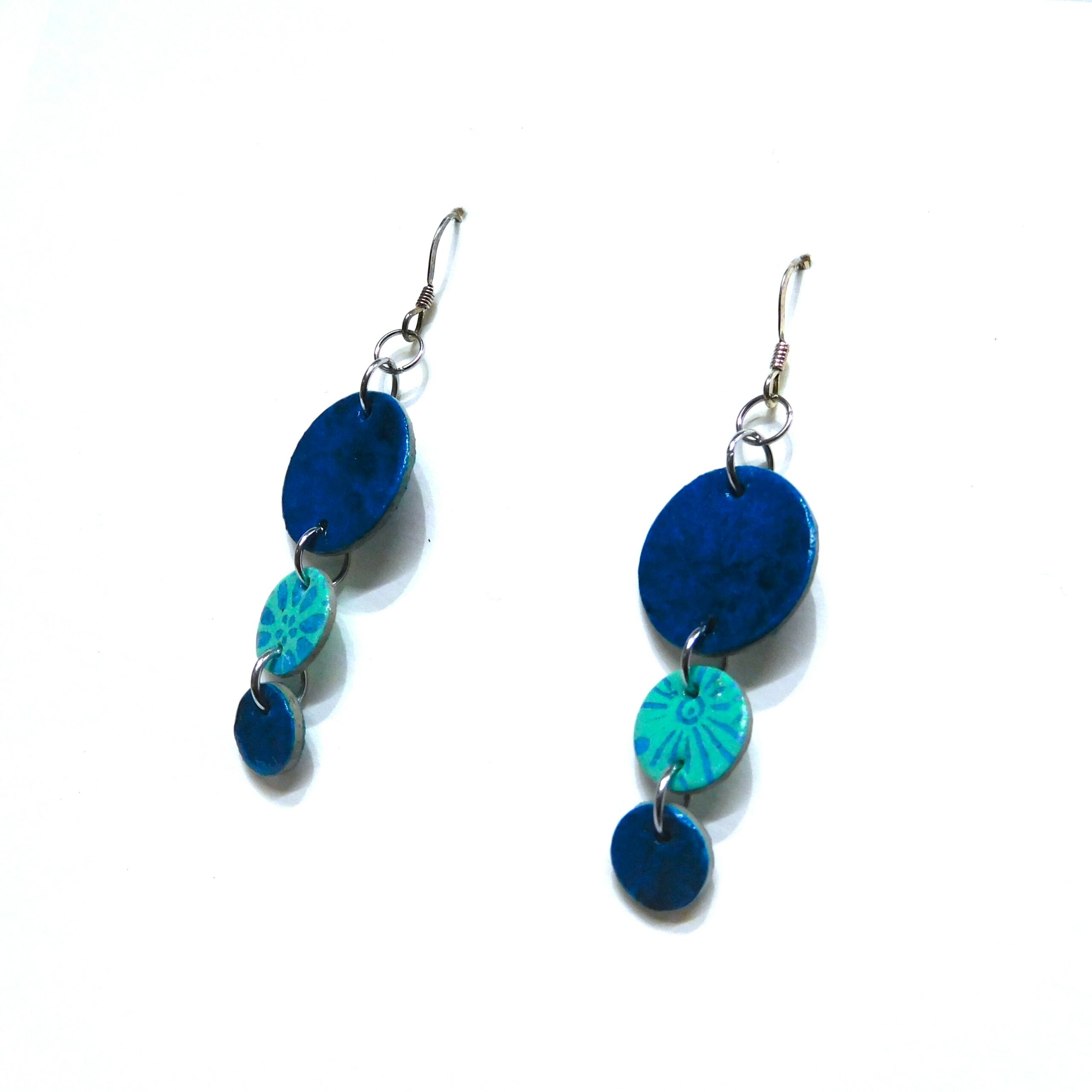 Boucles d'oreille en carton - Grappe - Fleurs Bleu-Turquoise - Argent 925 – Image 3