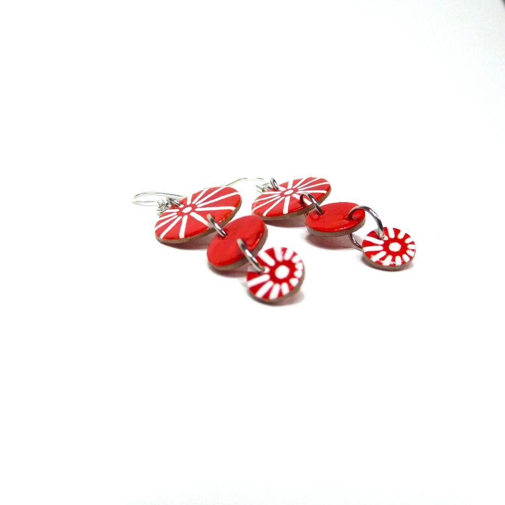 Boucles d'oreille en carton - Grappe - Rouge étoile - Argent 925