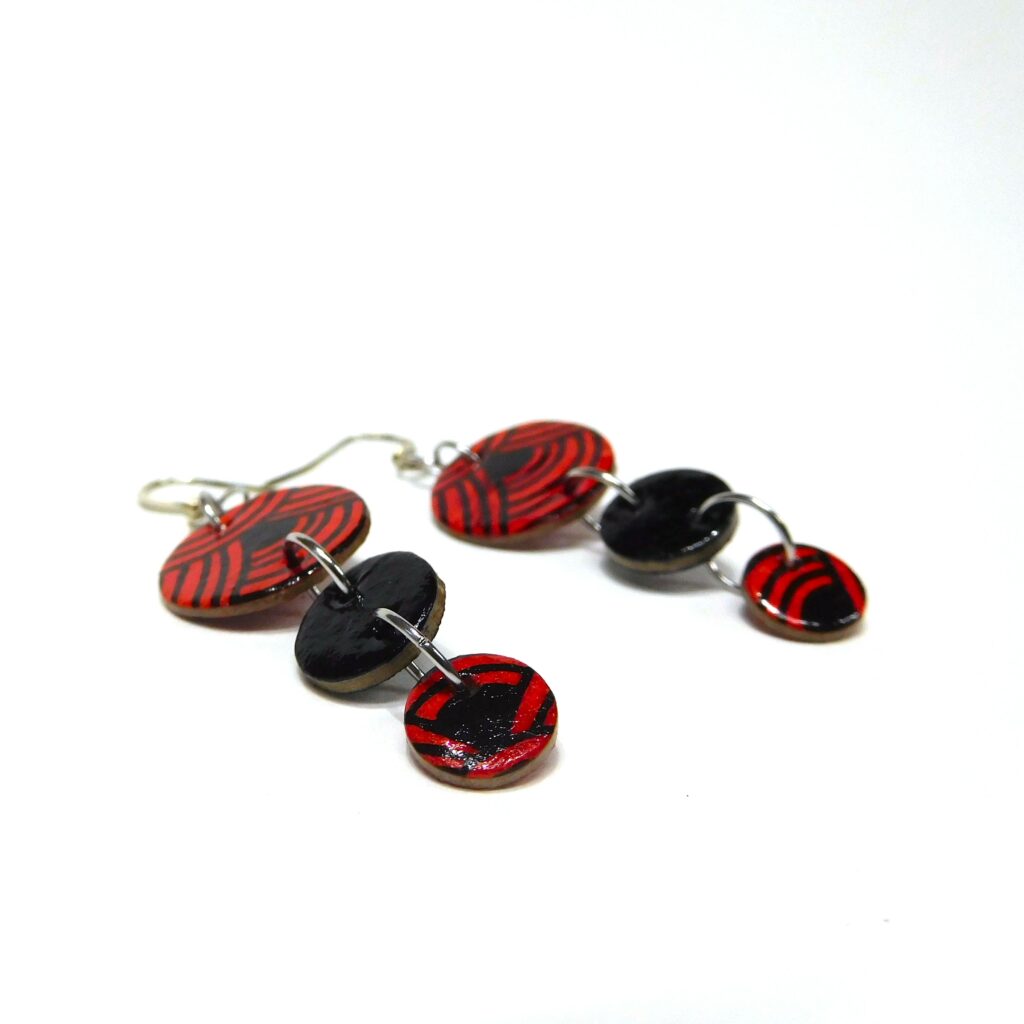 Boucles d'oreille en carton - Grappe - Rouge Nœuds/Noir - Argent 925