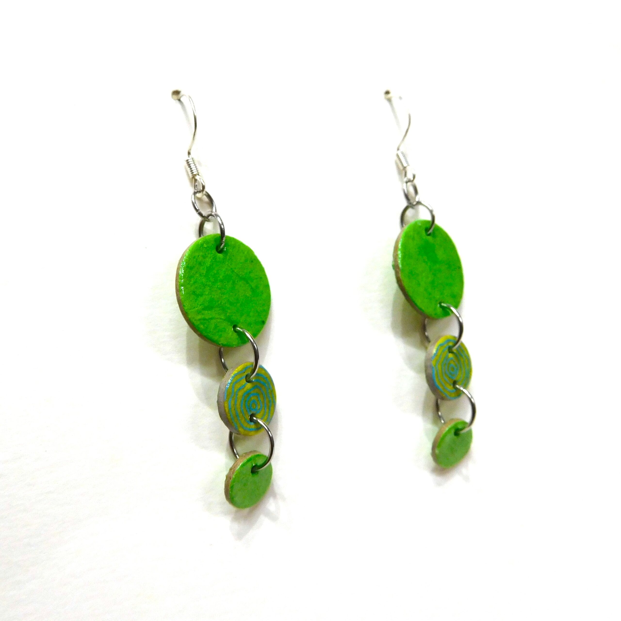 Boucles d'oreille en carton - Grappe - Vert/Rondovert - Argent 925 – Image 3