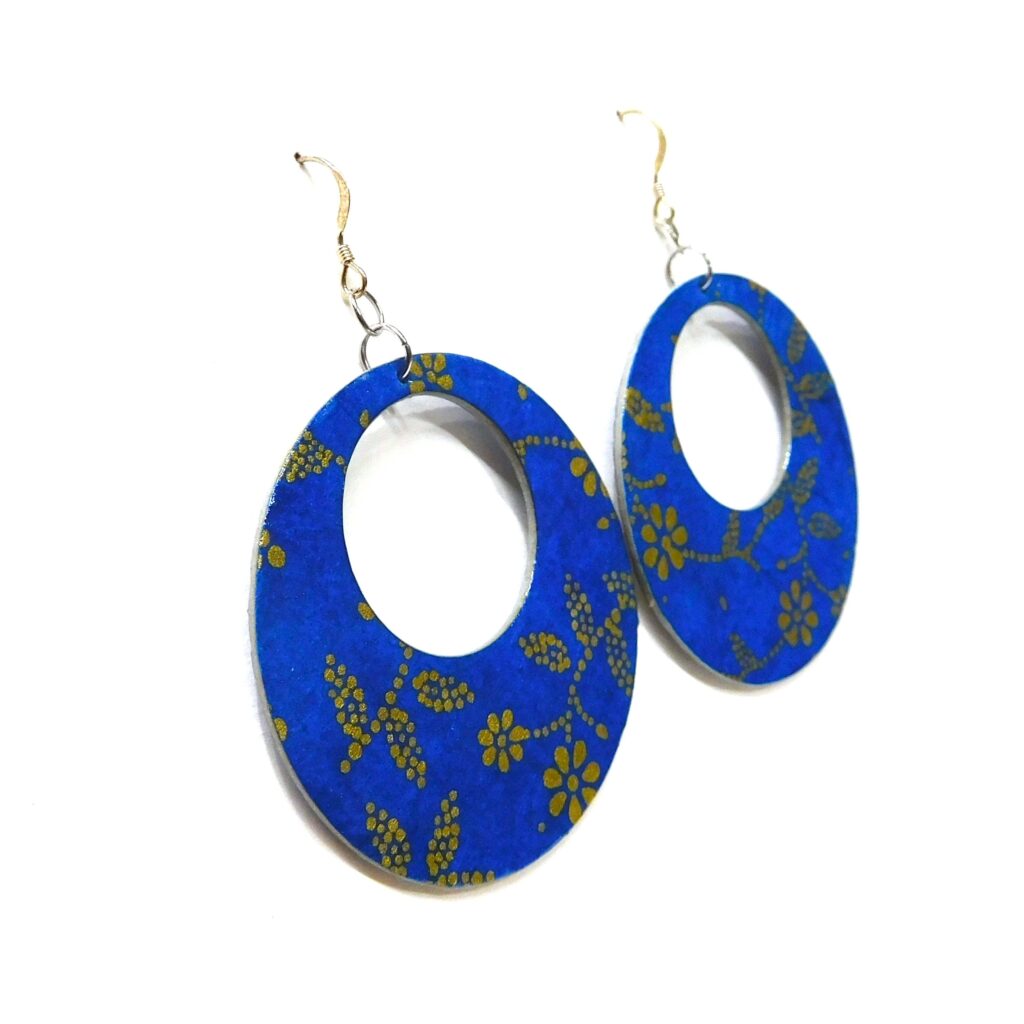 Boucles d'oreille en carton - Grandes Créoles - Bleu Fleurs Or - Argent 925