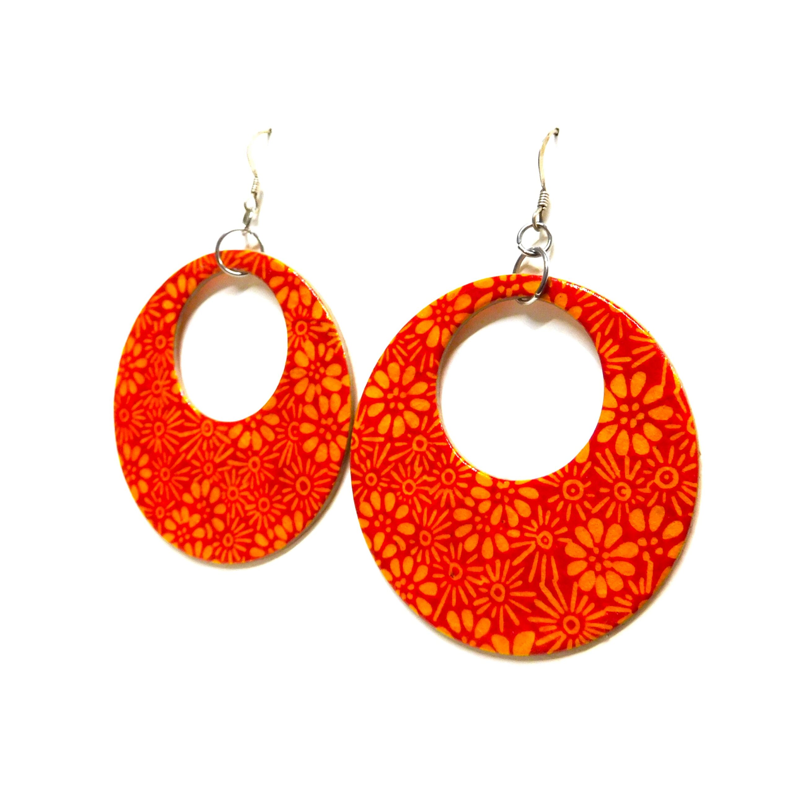 Boucles d'oreille en carton - Grandes Créoles - Fleurs Orange - Argent 925 – Image 2