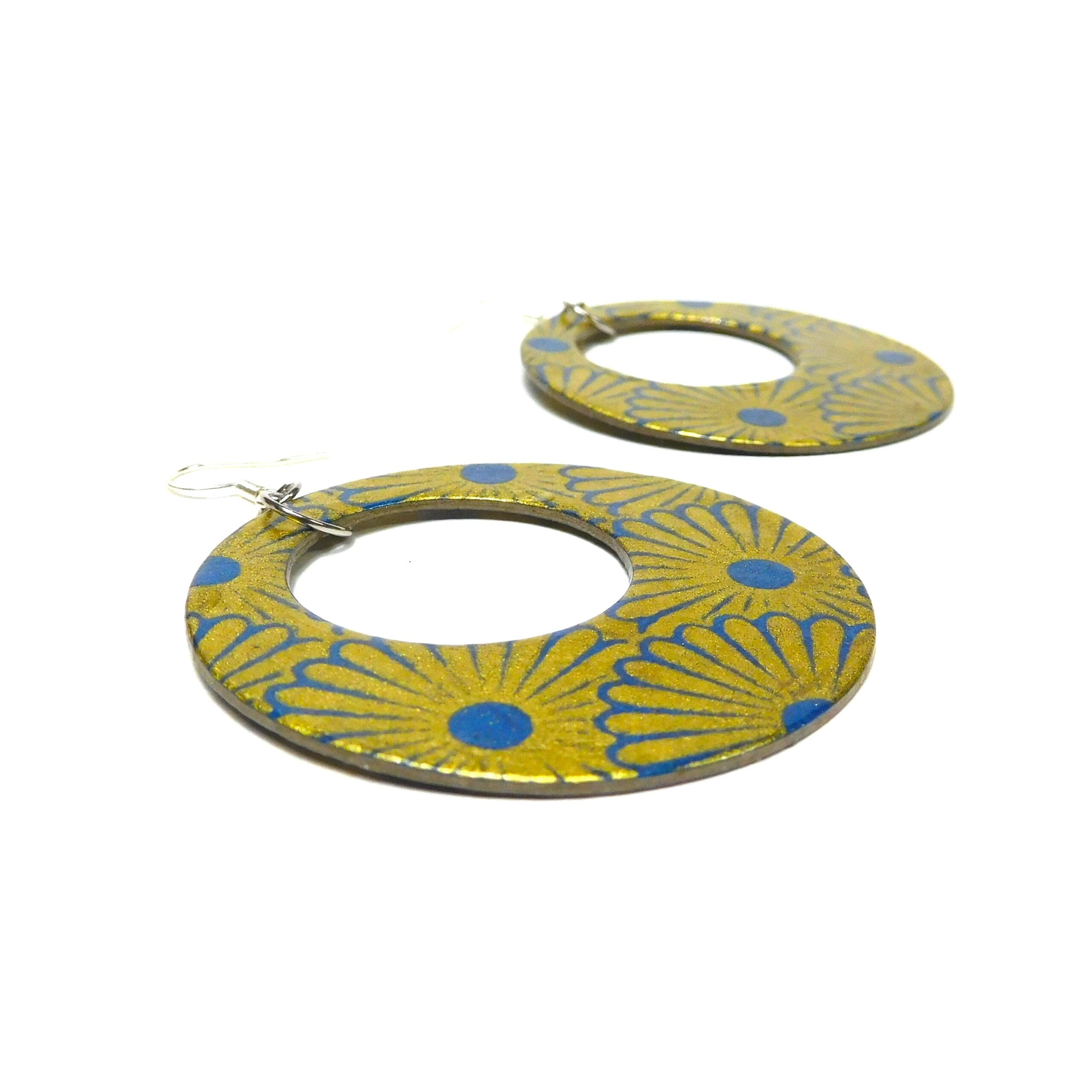Boucles d'oreille en carton - Grandes Créoles - Or Bleu - Argent 925 – Image 4