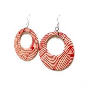 Boucles d'oreille en carton - Grandes Créoles - Blanc et Rouge Nœuds - Argent 925 – Image 2