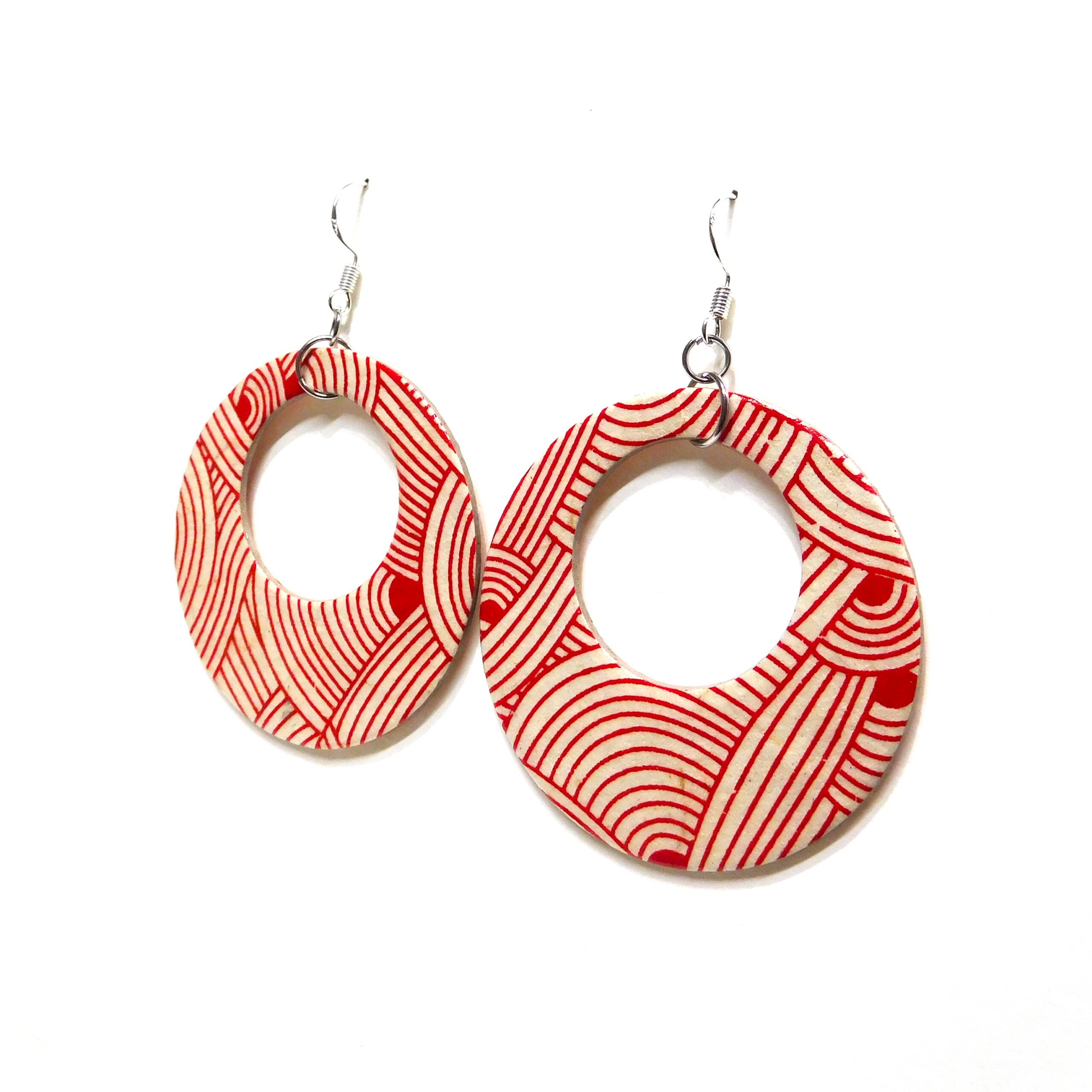 Boucles d'oreille en carton - Grandes Créoles - Blanc et Rouge Nœuds - Argent 925 – Image 2