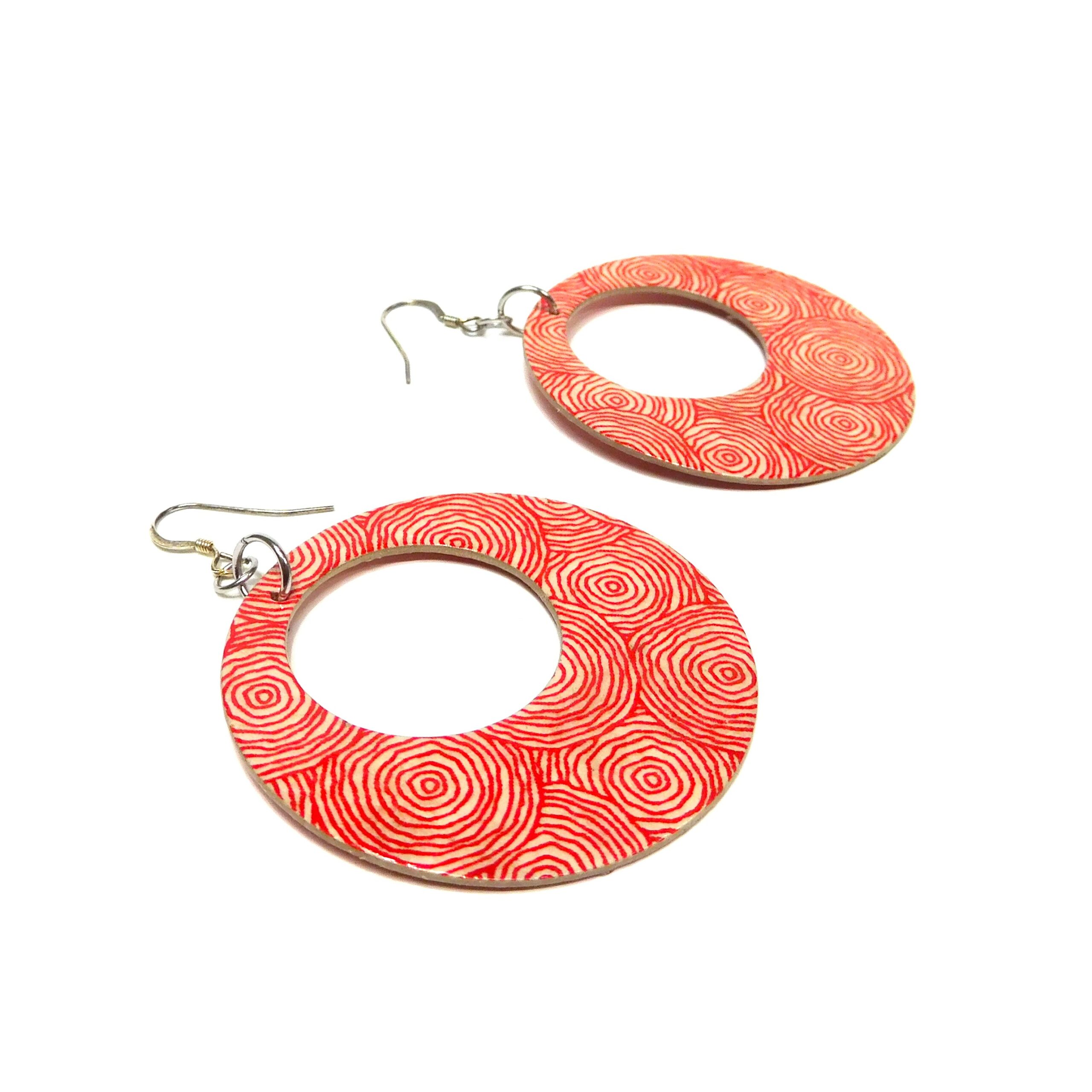 Boucles d'oreille en carton - Grandes Créoles - Rondorouge - Argent 925 – Image 4