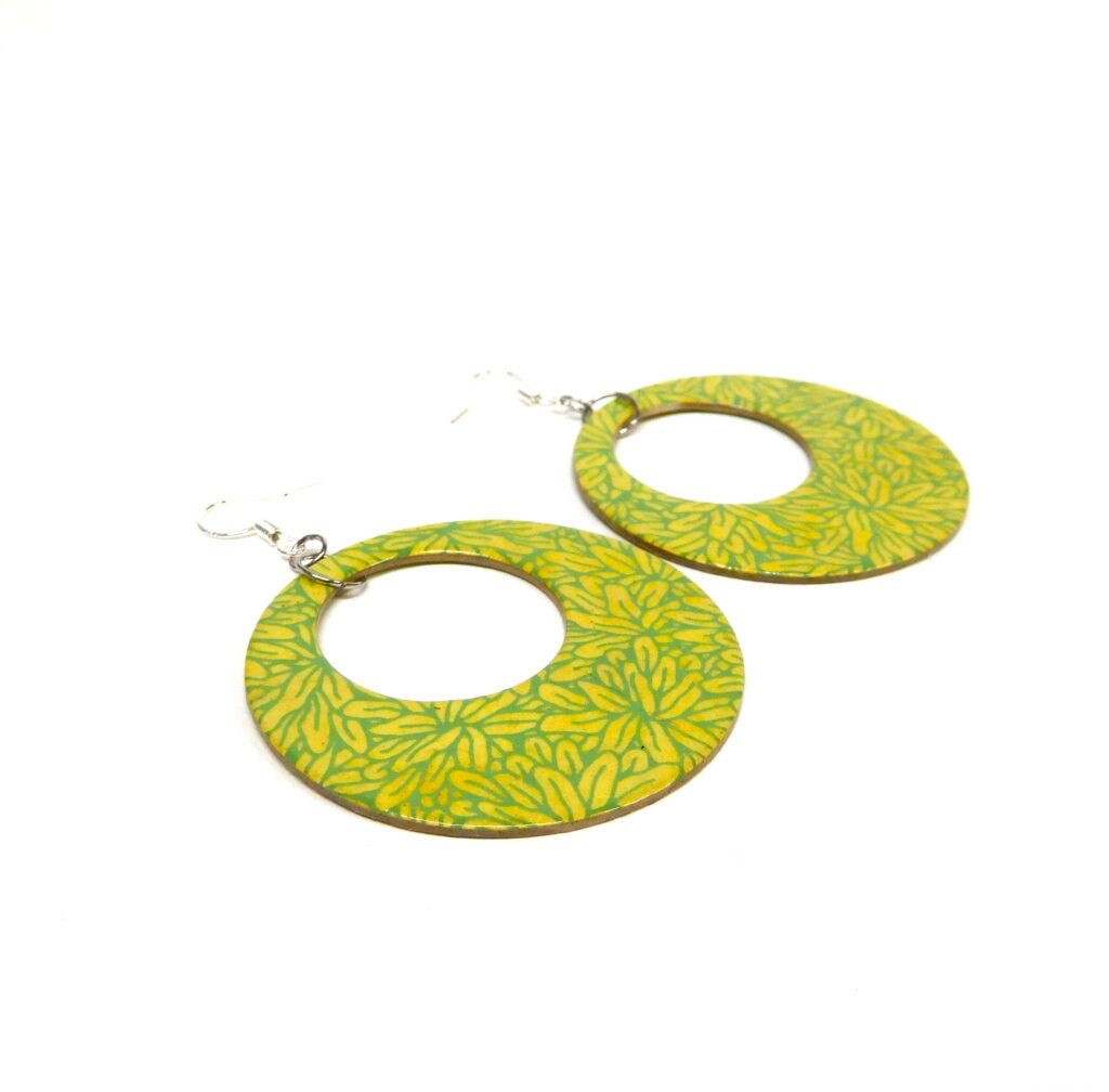 Boucles d'oreille en carton - Grandes Créoles - Feuilles Vert Anis - Argent 925