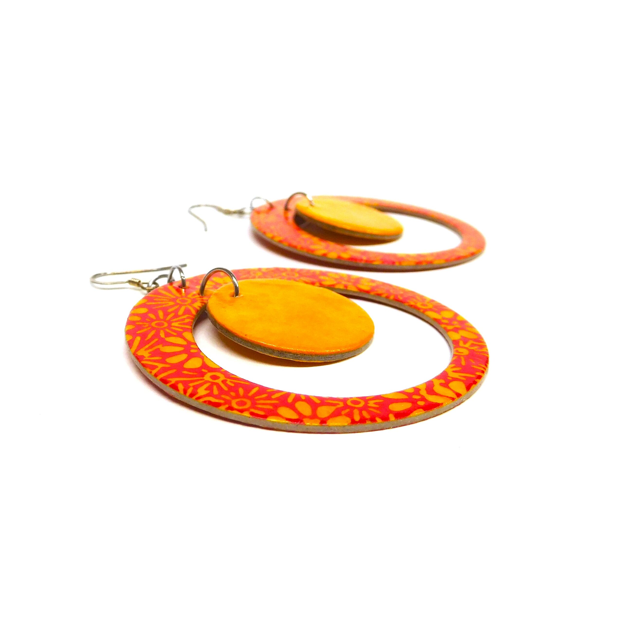 Boucles d'oreille en carton - "Grandes créoles plus une" - Fleurs Orange/Jaune Ocre - Argent 925 – Image 4
