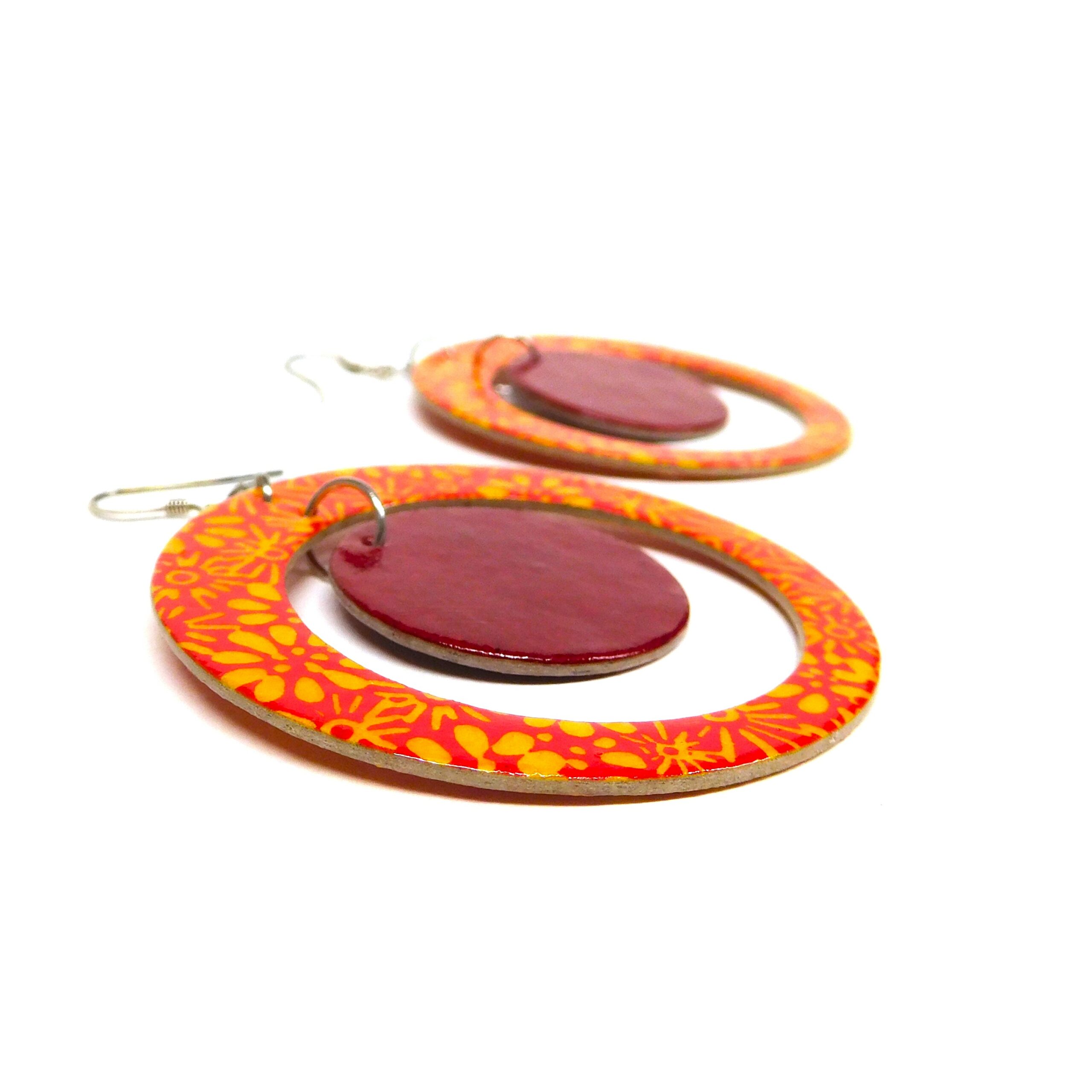 Boucles d'oreille en carton - "Grandes créoles plus une" - Fleurs Orange/Rouge Carmin - Argent 925 – Image 4