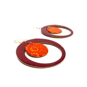 Boucles d'oreille en carton - "Grandes créoles plus une" - Rouge Carmin/Fleurs orange - Argent 925 – Image 4