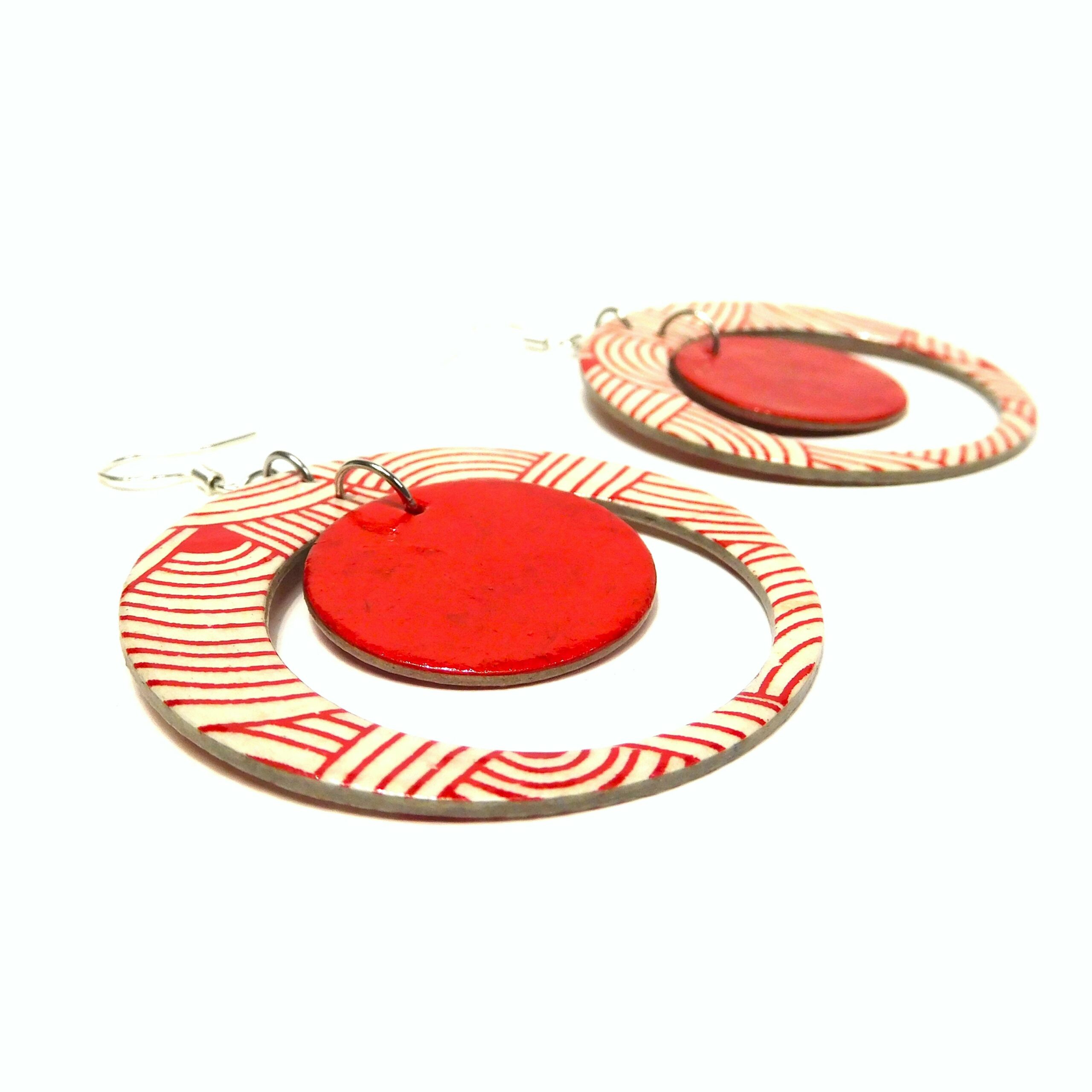 Boucles d'oreille en carton - "Grandes créoles plus une" - Blanc-Rouge Nœuds - Argent 925 – Image 4