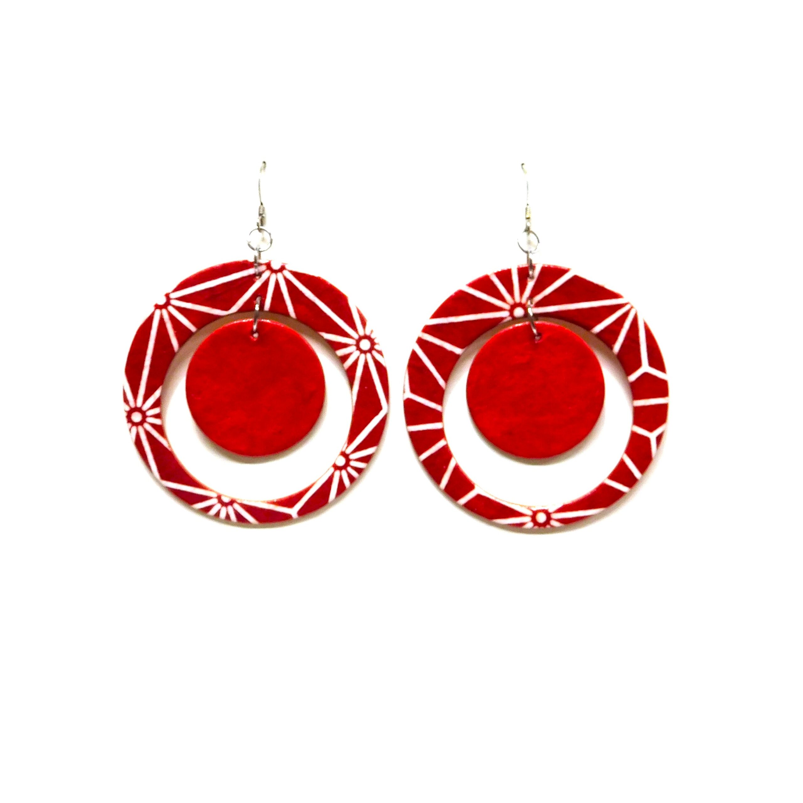 Boucles d'oreille en carton - "Grandes créoles plus une" - Rouge étoile - Argent 925 – Image 1