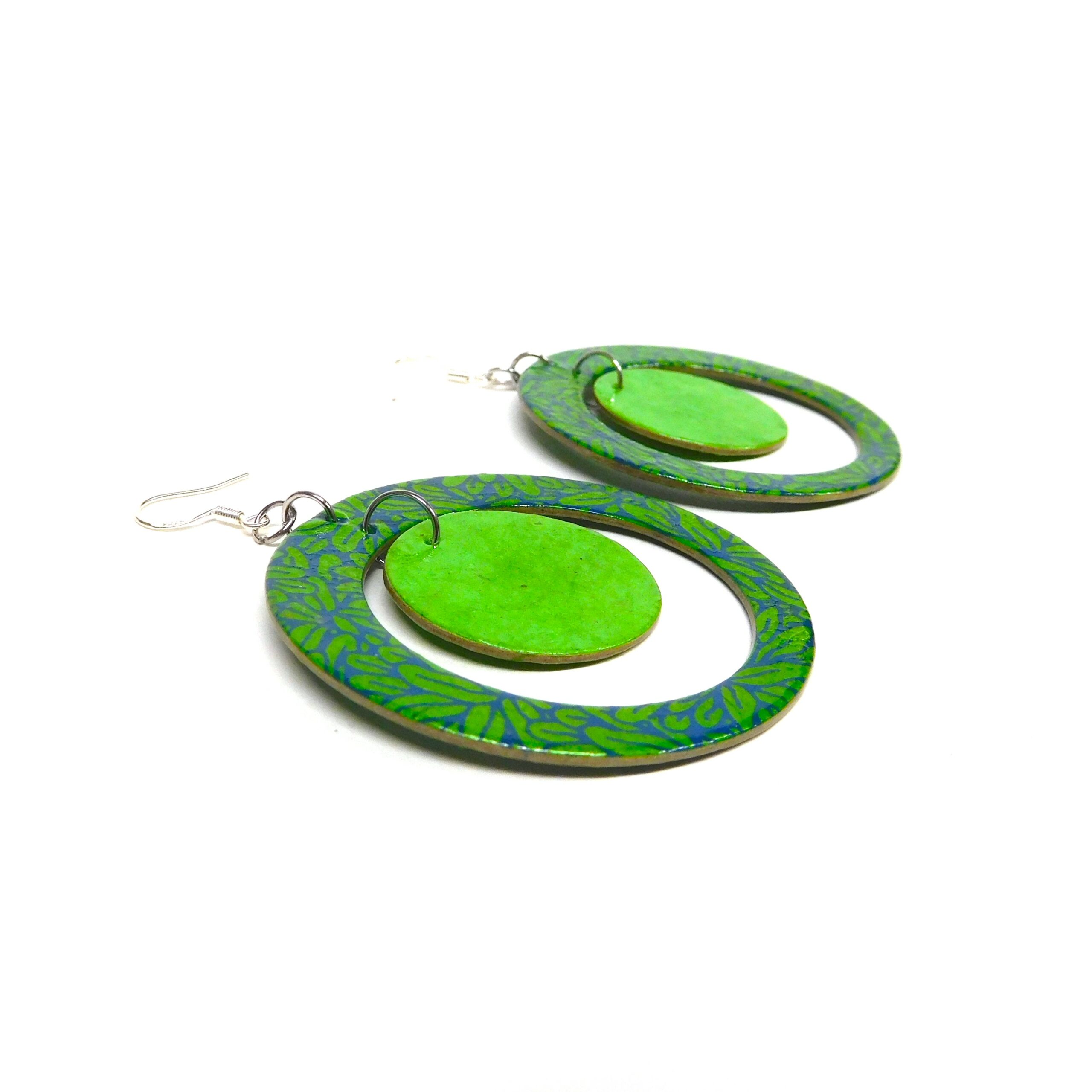 Boucles d'oreille en carton - "Grandes créoles plus une" - Feuilles Vertes/Vert Prairie - Argent 925
