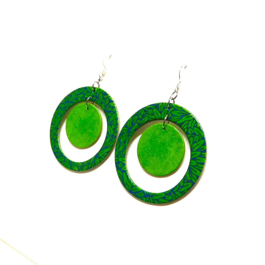 Boucles d'oreille en carton - "Grandes créoles plus une" - Feuilles Vertes/Vert Prairie - Argent 925
